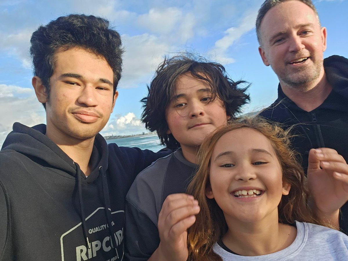 TheUltimate2e's tweet photo. Islamic family btw https://t.co/XjY6ji3zvy