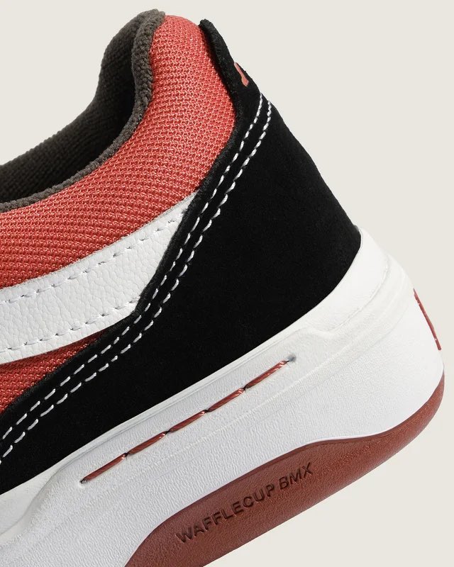 SourceBMX's tweet photo. All new #vansbmx proof wafflecup’s now available at https://t.co/pORieCp73c

#bmx #sourcebmx https://t.co/tGXBc21z7p