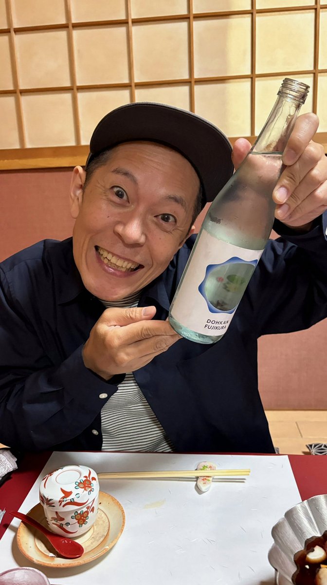 maxyme_grd's tweet photo. 右スティック壊れて遠距離の敵に合わせようとするとグイって上にブレたりするから本当に萎える... https://t.co/tBTGrl8Mfo