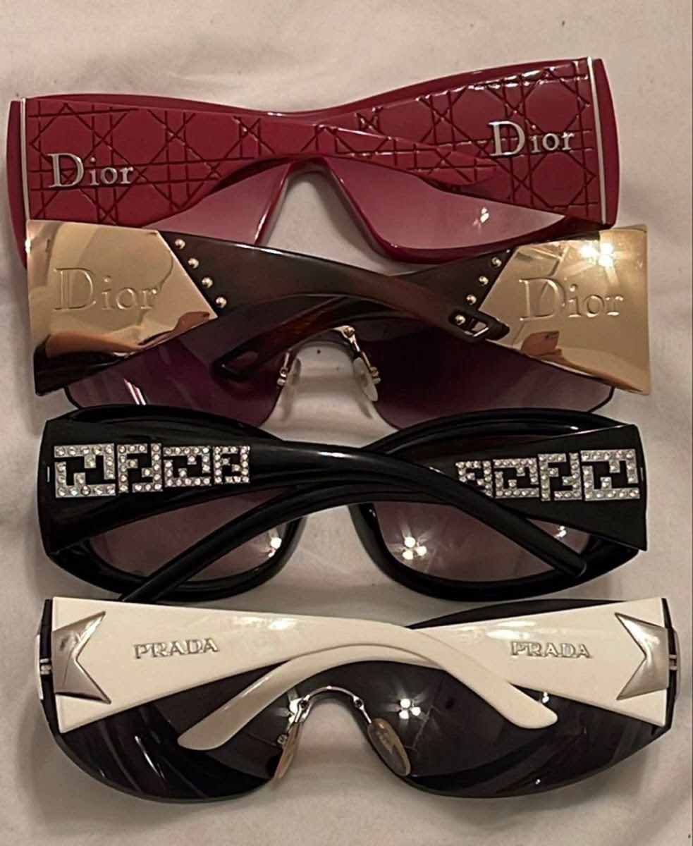 virtualh3arts's tweet photo. Luxury eyewear ˙⋆✮🧚‍♀️ https://t.co/99I4L6HQge