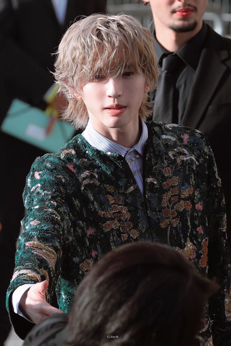 susod6's tweet photo. 261004 

PRINCE

#道枝駿佑
#미치에다슌스케

@maisonvalentino https://t.co/64gINmbNpO
