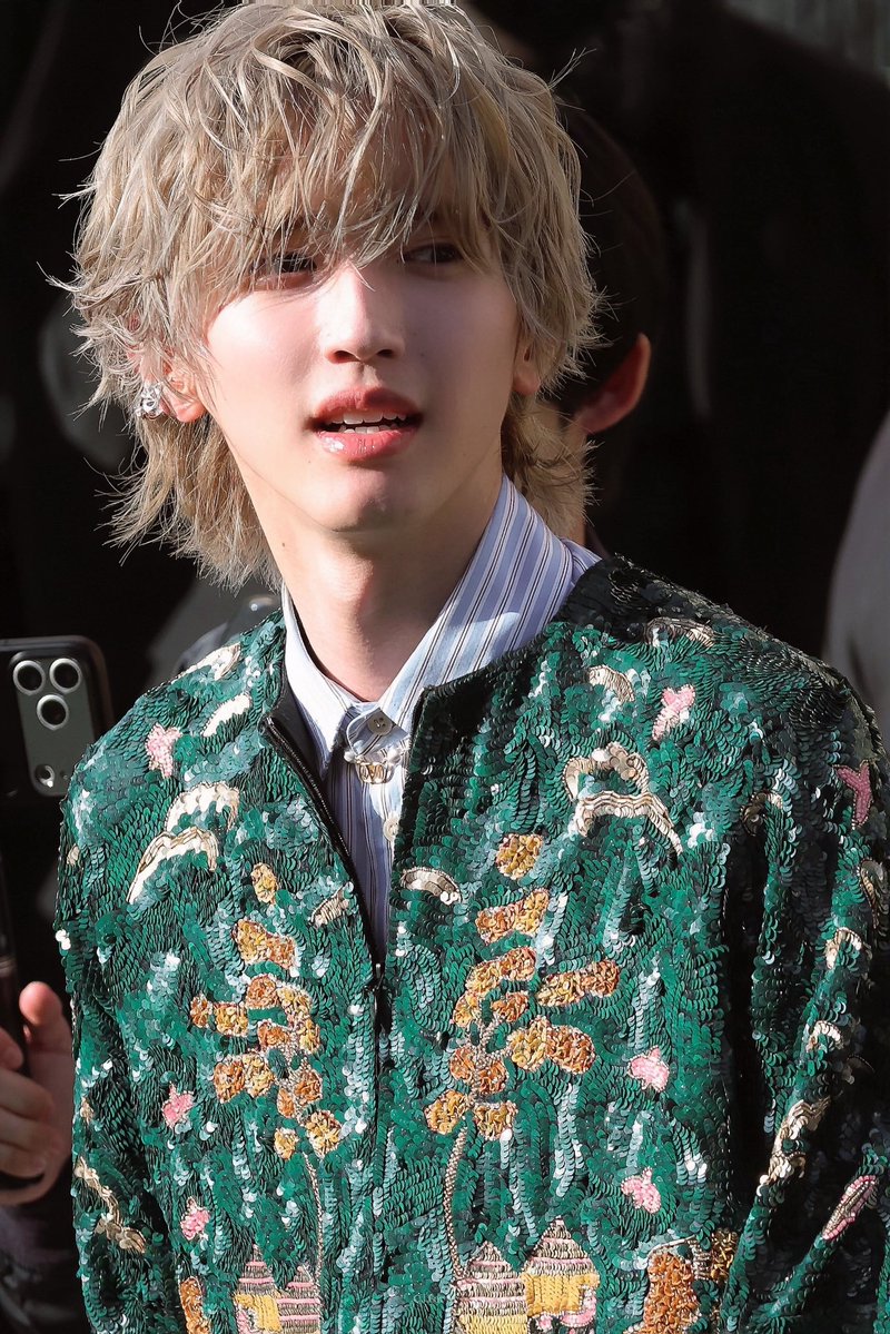 susod6's tweet photo. 261004 

PRINCE

#道枝駿佑
#미치에다슌스케

@maisonvalentino https://t.co/64gINmbNpO