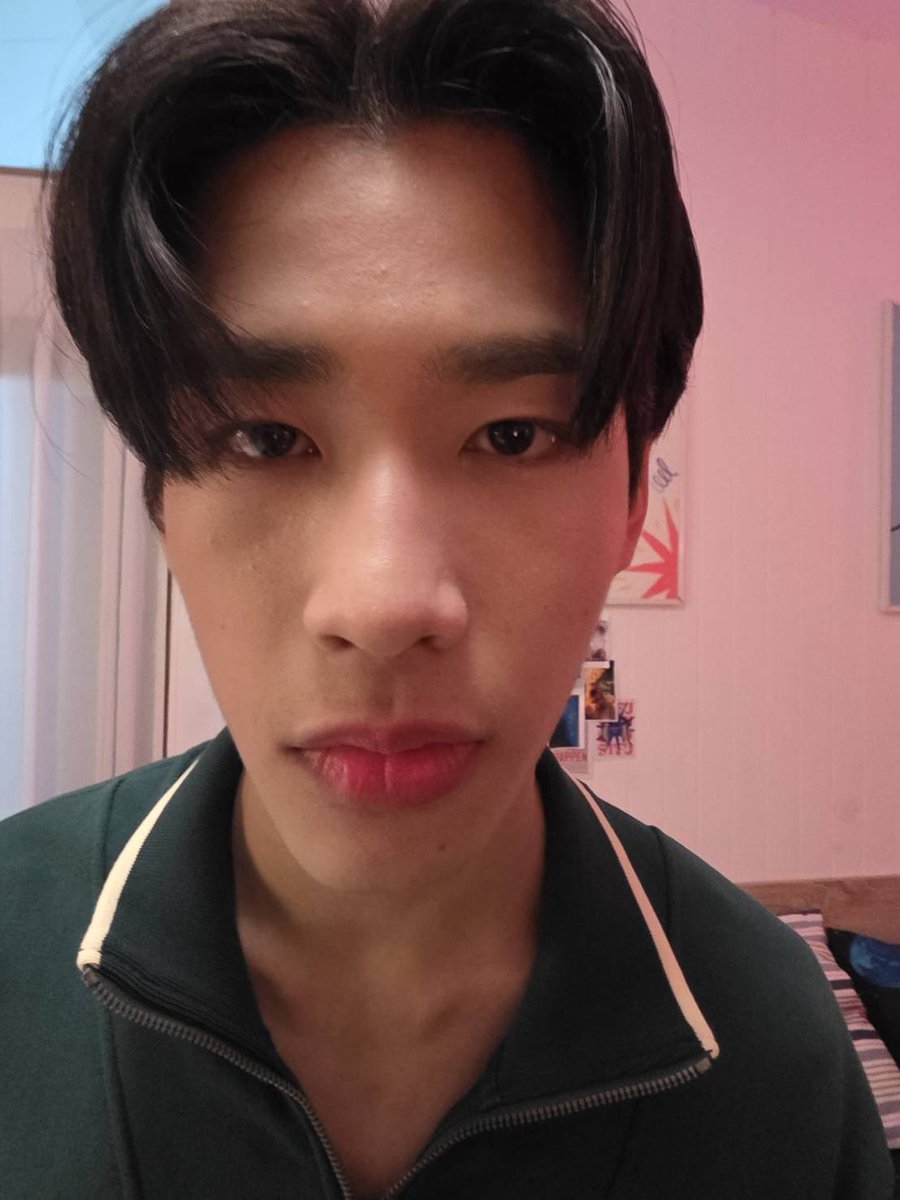 itsbliss_pk's tweet photo. มีใครอยากเห็นรูปที่ฟิสิกส์ถ่ายตอนวันเกิดอยู่ป่ะ

LOVEX3 A TURNING POINT

#LOVEx3_EP8 https://t.co/CnliQrhau2