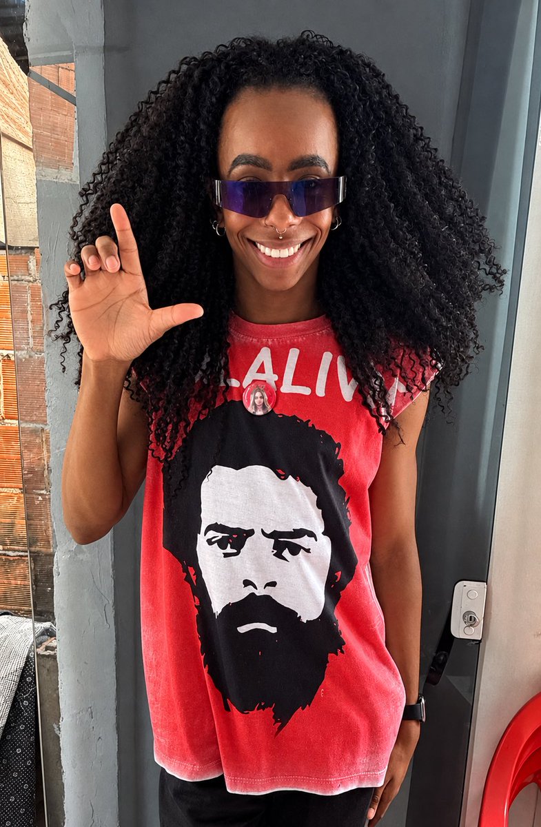mstmarkinhosofc's tweet photo. EU NÃO VOTARIA NO FLAVIO NEM SE ELE FOSSE DA ESQUERDA! ⭐️❤️ https://t.co/mU4MqLvcWR