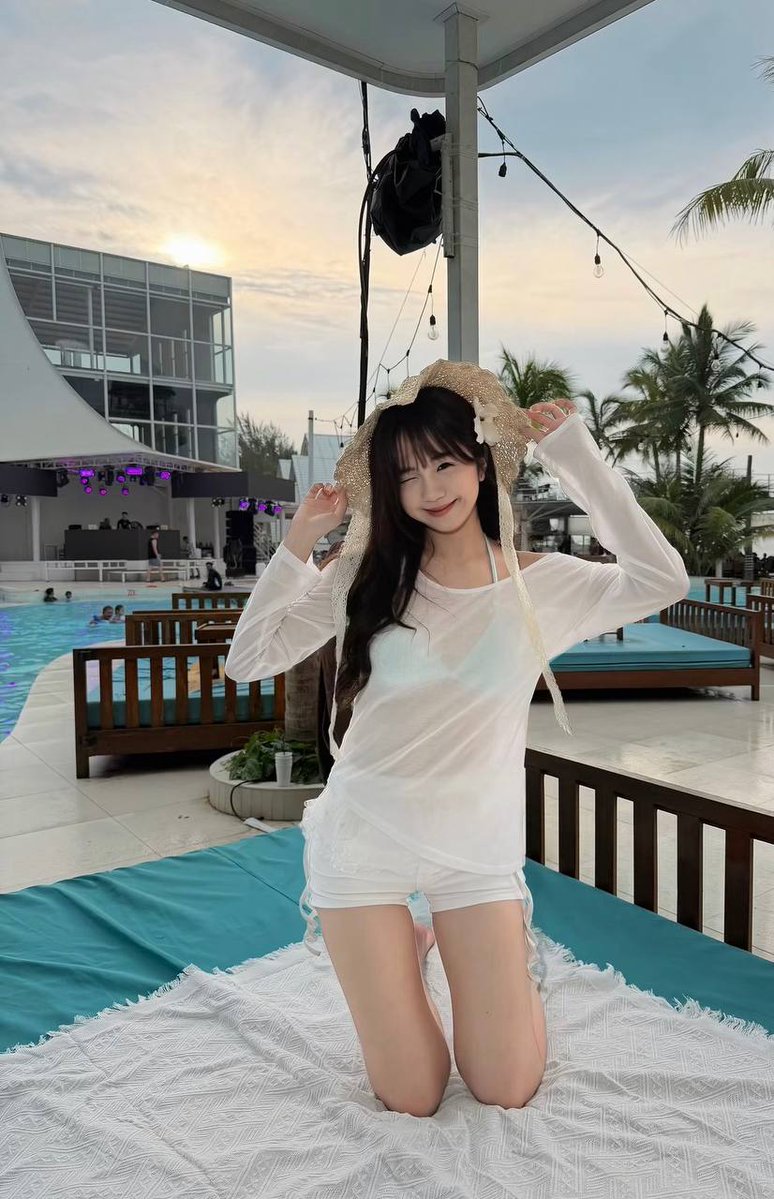 DIGISOLUTION4's tweet photo. 为什么一定要理想型我不行吗？ https://t.co/8c3lbgMJUc