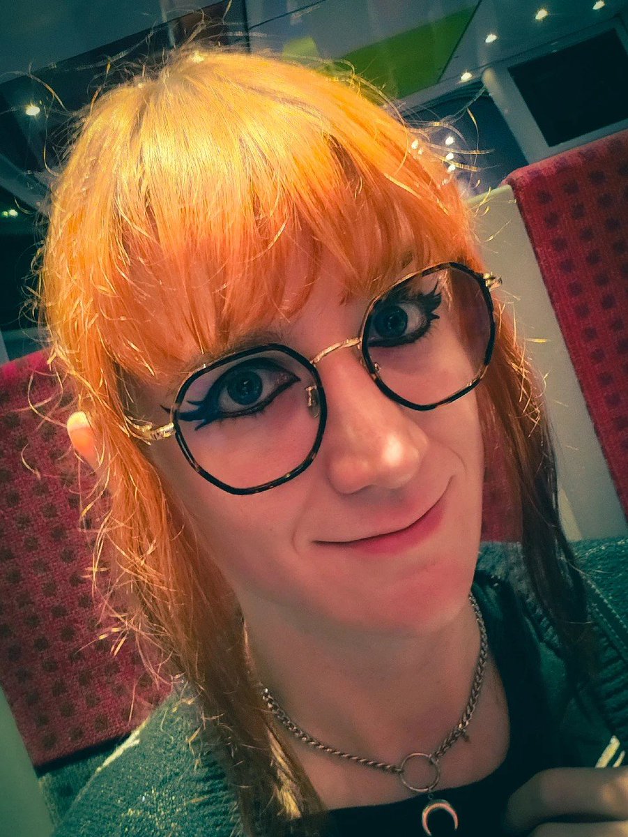 kadepie_'s tweet photo. J'ai tenter de faire un effort sur le liner ^w^
#LGBTQIABuildingCommunity https://t.co/Q6lAtJeMGZ