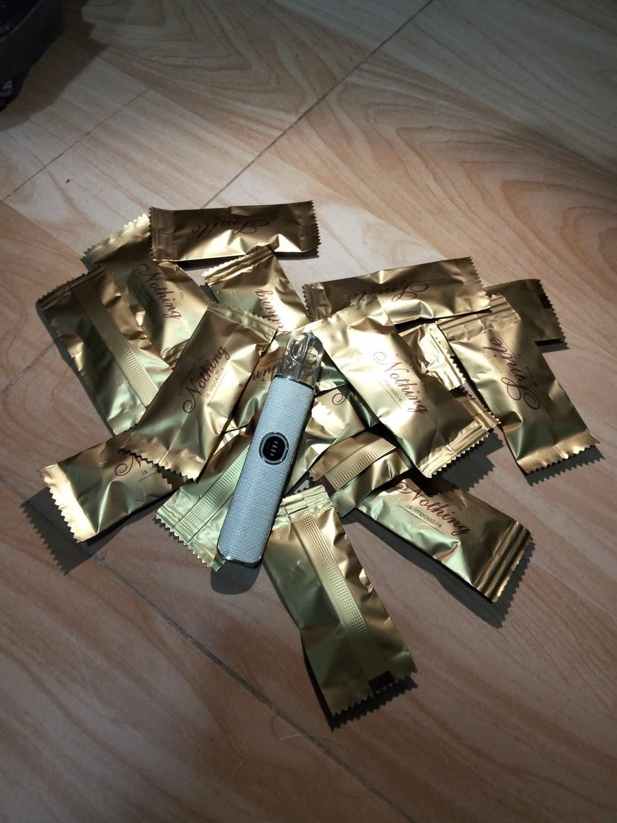 atihbdsa's tweet photo. 🚬พอตบุหรี่ไฟฟ้า หัวพอต ตัวเครื่อง 🔥✨
กทม.พร้อมส่ง 📍 และ พื้นที่ใกล้เคียง
 กทม.จัดส่งไม่เกิน 30 น. ✨
🌟Grab /แมส 20 ถึง 30 นาที ตจว.ส่ง Flash⚡

📲 🅛🅘🅝🅔 🆔maboziix

#พอตกทม #พอต #หัวพอต #พอตพร้อมส่ง #พอตใช้แล้วทิ้ง #กทมนัด https://t.co/1wSuiixKiw
