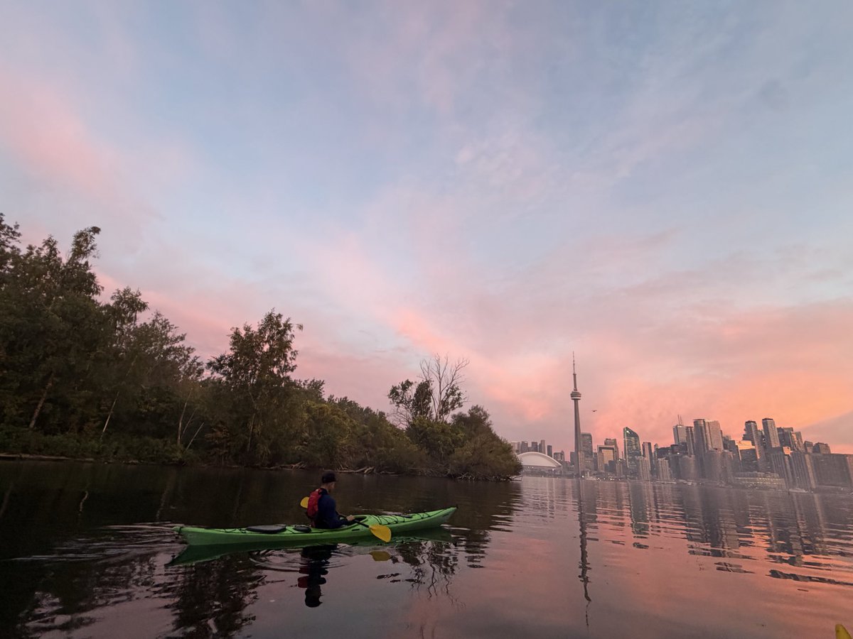 ethancabral_'s tweet photo. For everyone wondering if it’s AI … I get it. Hate to break it to you our city really is this gorgeous. 
@tobyheaps https://t.co/59K3Shuw6m