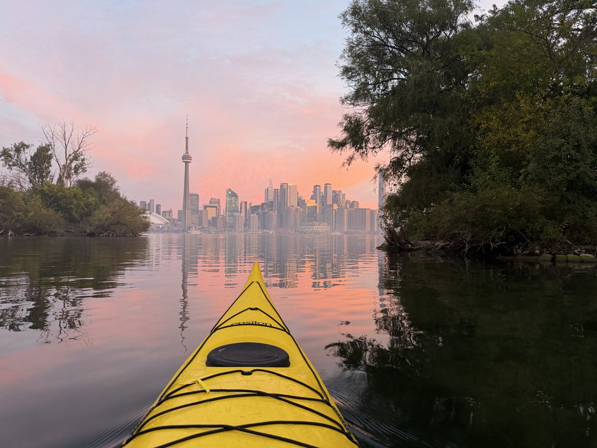 ethancabral_'s tweet photo. For everyone wondering if it’s AI … I get it. Hate to break it to you our city really is this gorgeous. 
@tobyheaps https://t.co/59K3Shuw6m