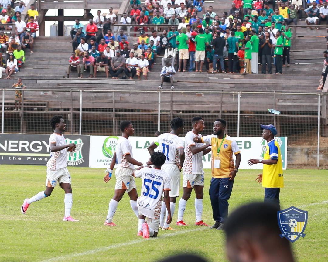 youngapostlesfc's tweet photo. 68’ So close!

Afram shoots from the edge of the box, but his effort deflects the defender. Corner kick for Apostles.

Samartex 1️⃣-0️⃣ Young Apostles

#YAFC #AgyaNaƆwɔTumi #GPLWk5 https://t.co/jkdtEeojuv
