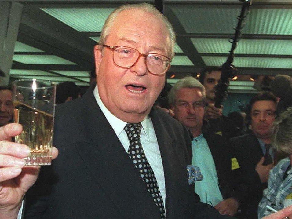 unionpaneurope's tweet photo. “We haven’t even finished destroying it (Libya) yet, and already the profiteers are squabbling over the oil and the reconstruction.”

—  Jean-Marie Le Pen, 14 October 2011 https://t.co/IAlcmyEYgN