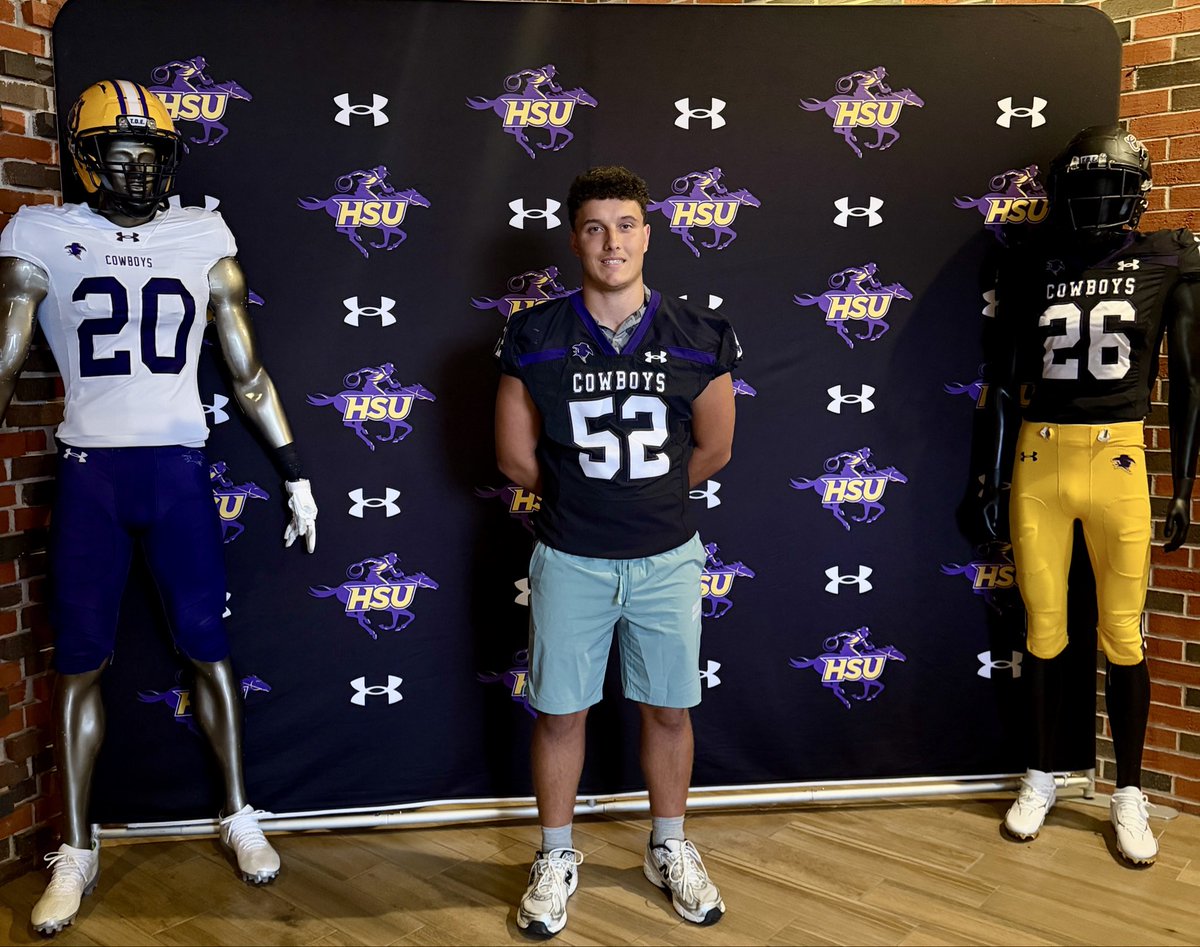 JusticeGoss52's tweet photo. Great weekend in Abilene. Thank you @HSUCowboys for the campus tour and letting me be at Shelton for gameday. Appreciate the time, Coach @BurlesonHSU @jfreemanBJB @CoachMattTyler @MattMitchellHSU @CoachGGlynn #HOOYAH https://t.co/pzUXFTXqpL