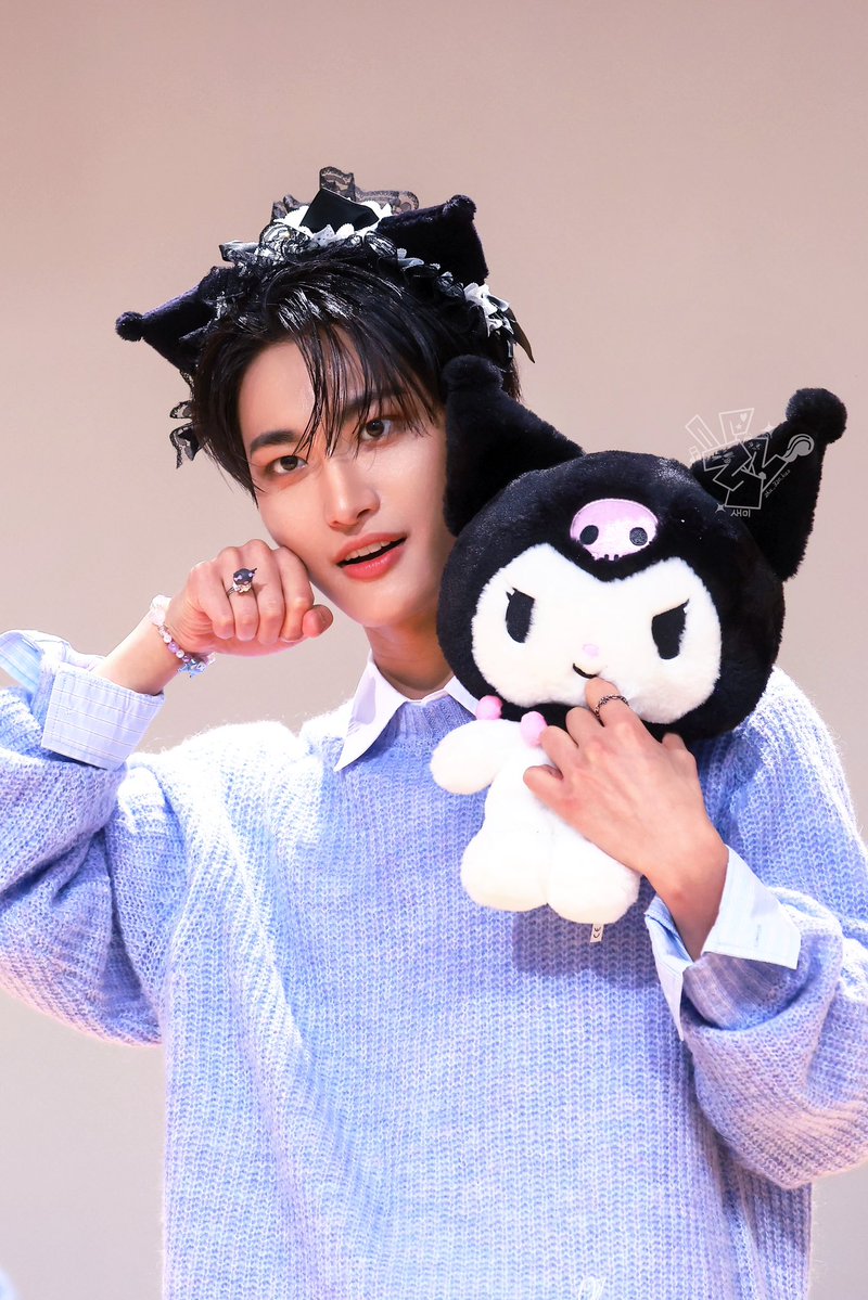 zhu_320_kuo's tweet photo. 260402🐰🩶🫶🏻🎂
#seonghwa #성화 https://t.co/laK59kHrWS