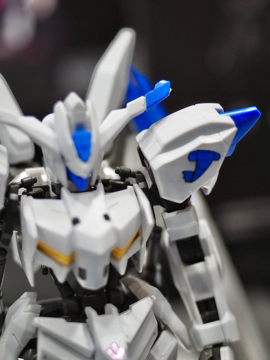 yoshi115t's tweet photo. 全日本模型ホビーショー2026
バンダイスピリッツブース

鉄血のオルフェンズ系HGのガンダムフレーム。
アップデートされた物が展示されていました。
これって…
以前からのキットも今後の出荷分はアップデート版になるんだろうか。そうなると説明書も作り直しだよね。
初期型のフレームをアップデートしたいから、パーツ取りの為に最新キットを丸ごと買う…みたいな事になると残念。なんとか救済されるといいな。
#全日本模型ホビーショー2026