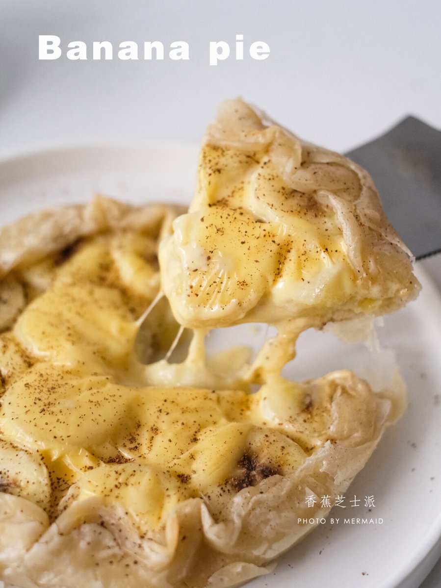 MadisonHayvaut's tweet photo. Hoy hice unas tortitas de plátano con solo 3 ingredientes, sin harina ni azúcar aadido. Deliciosas y súper fáciles! https://t.co/is7Cr9DtYr