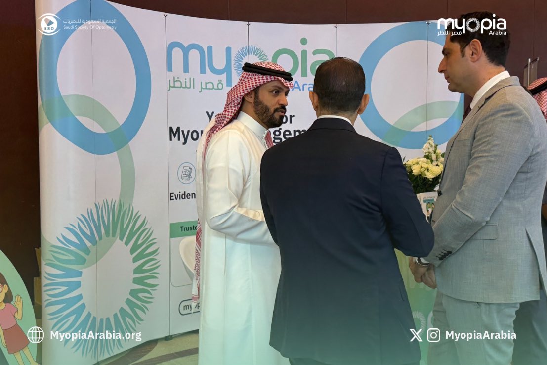 MyopiaArabia's tweet photo. شاركت مبادرة قصر النظر بالعربية | Myopia Arabia في مؤتمر مستشفى الملك خالد التخصصي للعيون ومركز الأبحاث الدولي ٢٠٢٦، مستعرضةً جهودها في تبسيط المعرفة العلمية ونشر الوعي بقصر النظر باللغة العربية.

وتم تقديم تجربة تفاعلية صُممت لتجعل من كل شخصية حالة مختلفة، ومن كل حالة فرصة لاختبار المعرفة وتطبيقها👧🏻👦🏻.

ثلاثة أيام أثمر فيها العمل عن حوارات ثرية وتفاعل مميز، شكرًا لكل من كان جزءًا منها 👁️🩵

#قصر_النظر_بالعربية 
#KKESHRC2026
