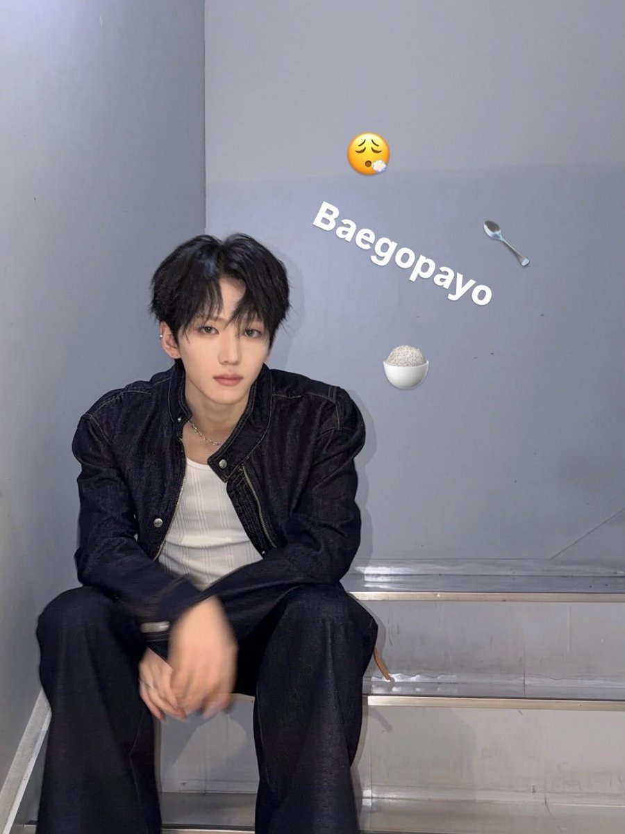 dailyminjaee's tweet photo. https://t.co/FRlVkvppG6