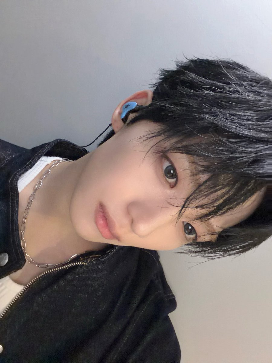 dailyminjaee's tweet photo. https://t.co/FRlVkvppG6