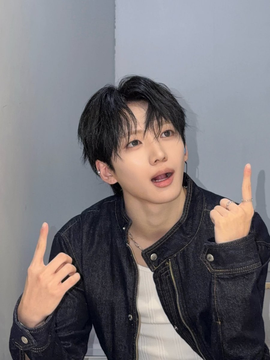 dailyminjaee's tweet photo. https://t.co/FRlVkvppG6