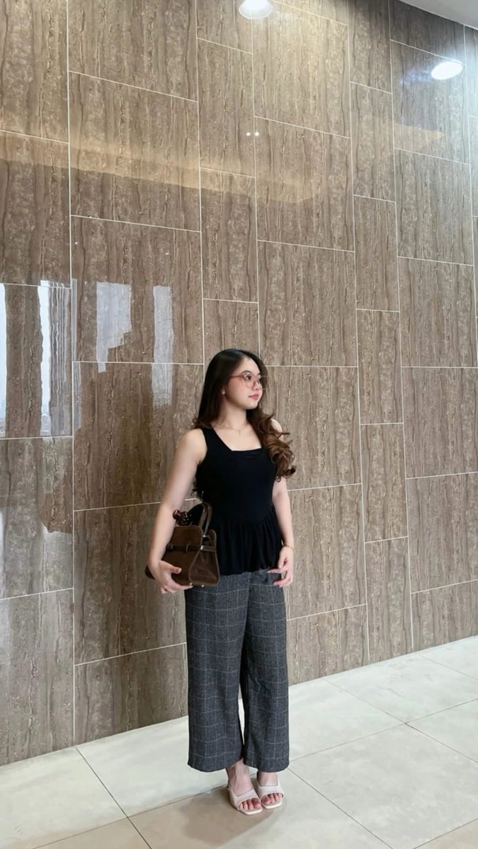 BOlaniecka's tweet photo. Ready open bo vcs tangerang tapi aku chubyy ada ga ya #openbotangerang #botangerang #bobsd https://t.co/Z1oeYS2zOs