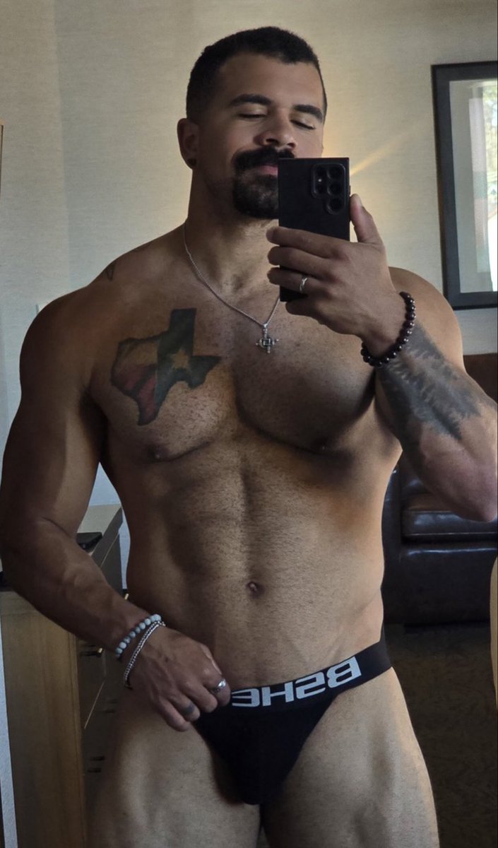 groupcumdump's tweet photo. Beef https://t.co/0fPdcViMzE