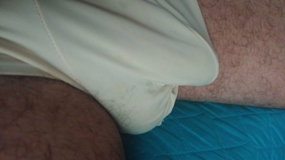 CuriosoHoott's tweet photo. Que rico son los maduritos amigos 😈 https://t.co/uYGe6okJj9