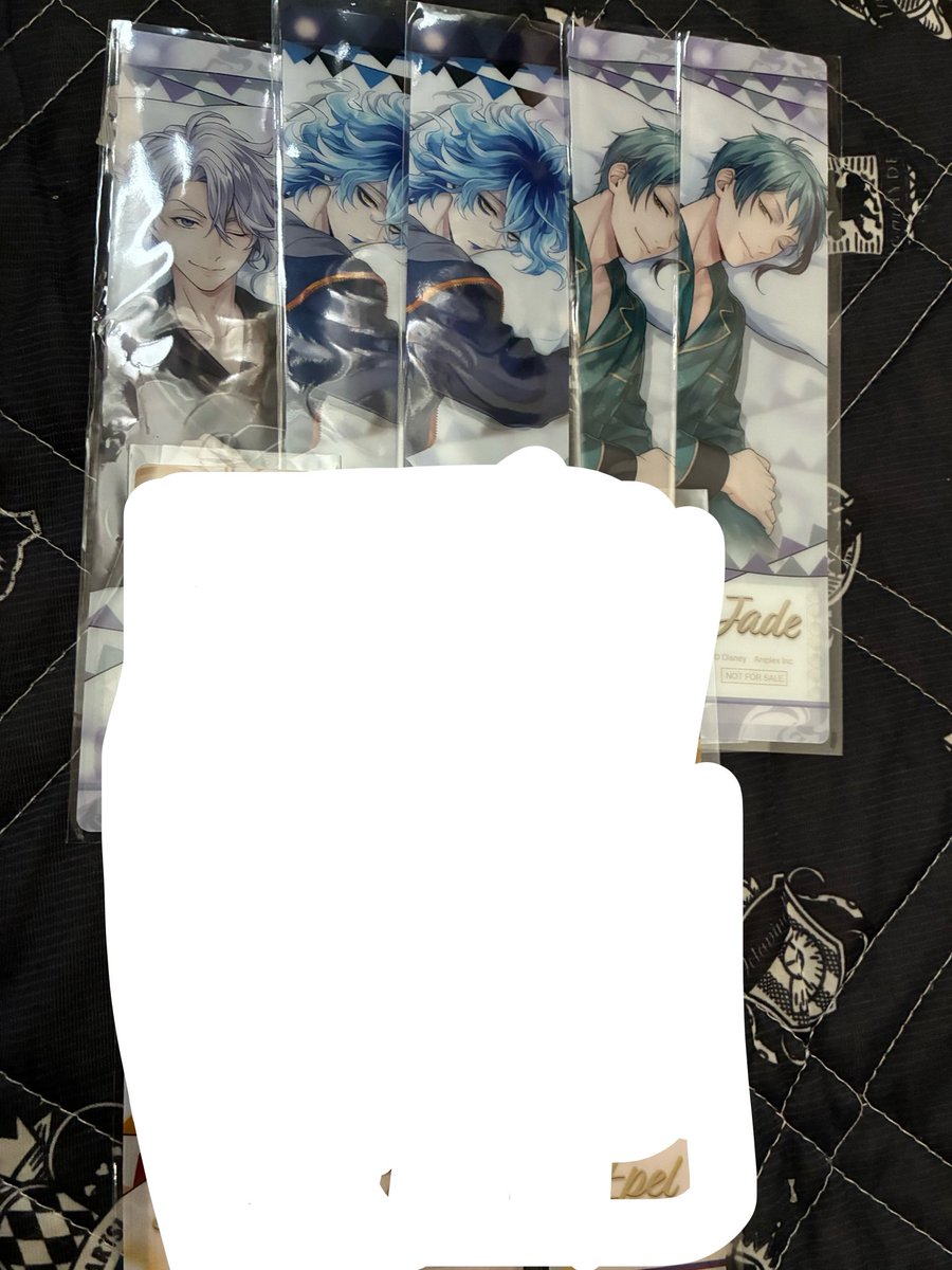 Akiron_j's tweet photo. 【譲渡 買取】ツイステ ボンボニエール カード 缶バッジ クリアしおり 特典 くつろぎ

譲）画像参照
求）定価+送料

1枚目
ジェイド同数、フロイド シルバー1.5倍数 リリアセベク半数、イデア倍数抱き合わせ
3枚目のジャック決まり次第他からとなります

▶︎ https://t.co/2oMUGzmOi5