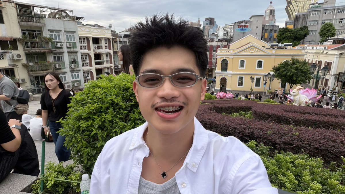 chixyatco's tweet photo. 😁 https://t.co/tfHiWxyLQV
