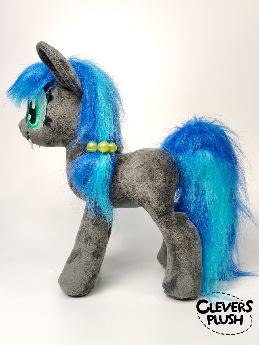 cleverscrname's tweet photo. Changeling Drone #13420 aka Aspis aka Pocky aka that cute bug thing from #tamers12345

Faux fur mane and flexible magnetic tongue.
I wanted to make her for a very long time now and finally did it!

Body pattern by MyLittleWaifu. https://t.co/IPuFIFVksg