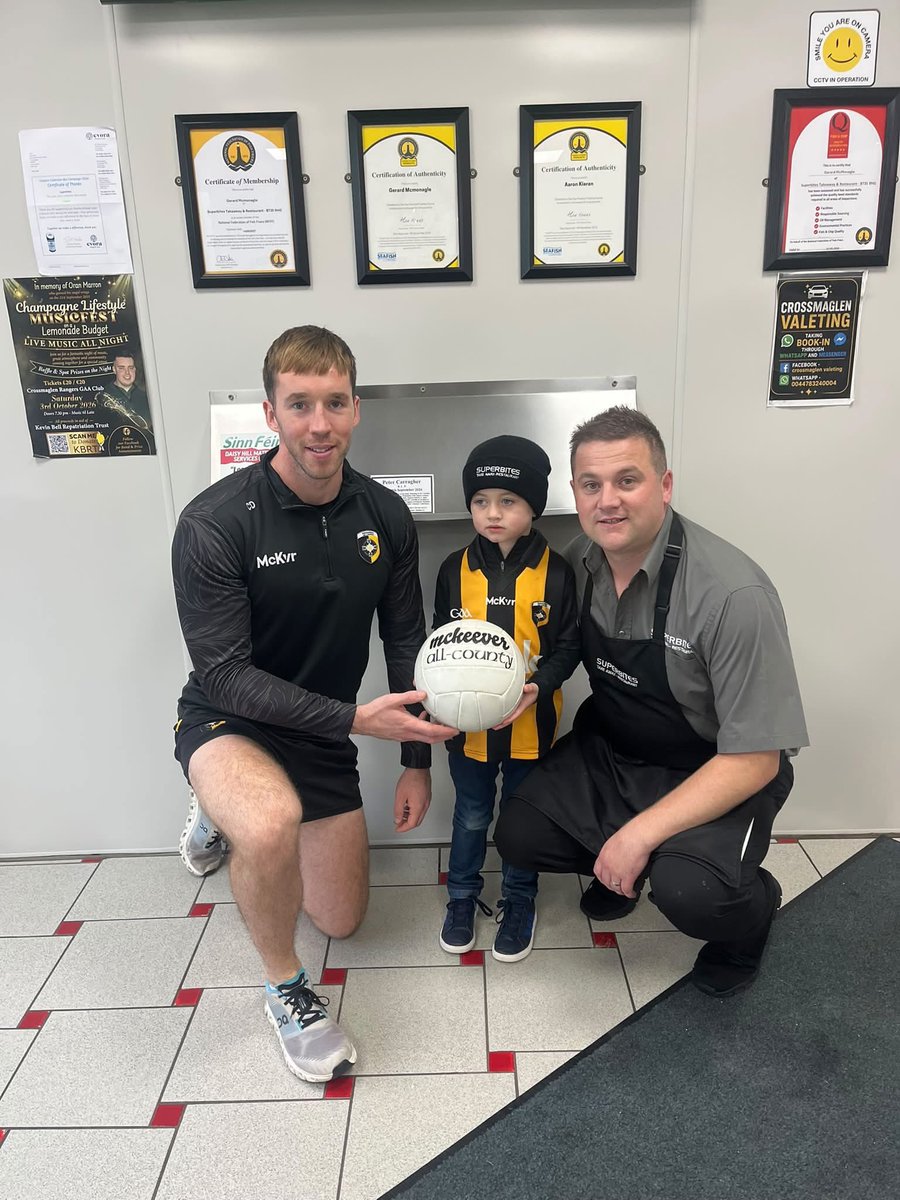 crossrangers's tweet photo. 1. M Murray
22. R Martin  
3.C  Dillon 
17. E McEntee       
7. H Cumiskey     
8. S  Morris 
4. C Crowley    
26. R O’Neill    
10. A Haughey           
5. O Caraher           
14. A O’Neill
6. C Cumiskey (C)      
13. C McConville       
9. P Blessing
11. O O’Neill https://t.co/mi3MvqORlc