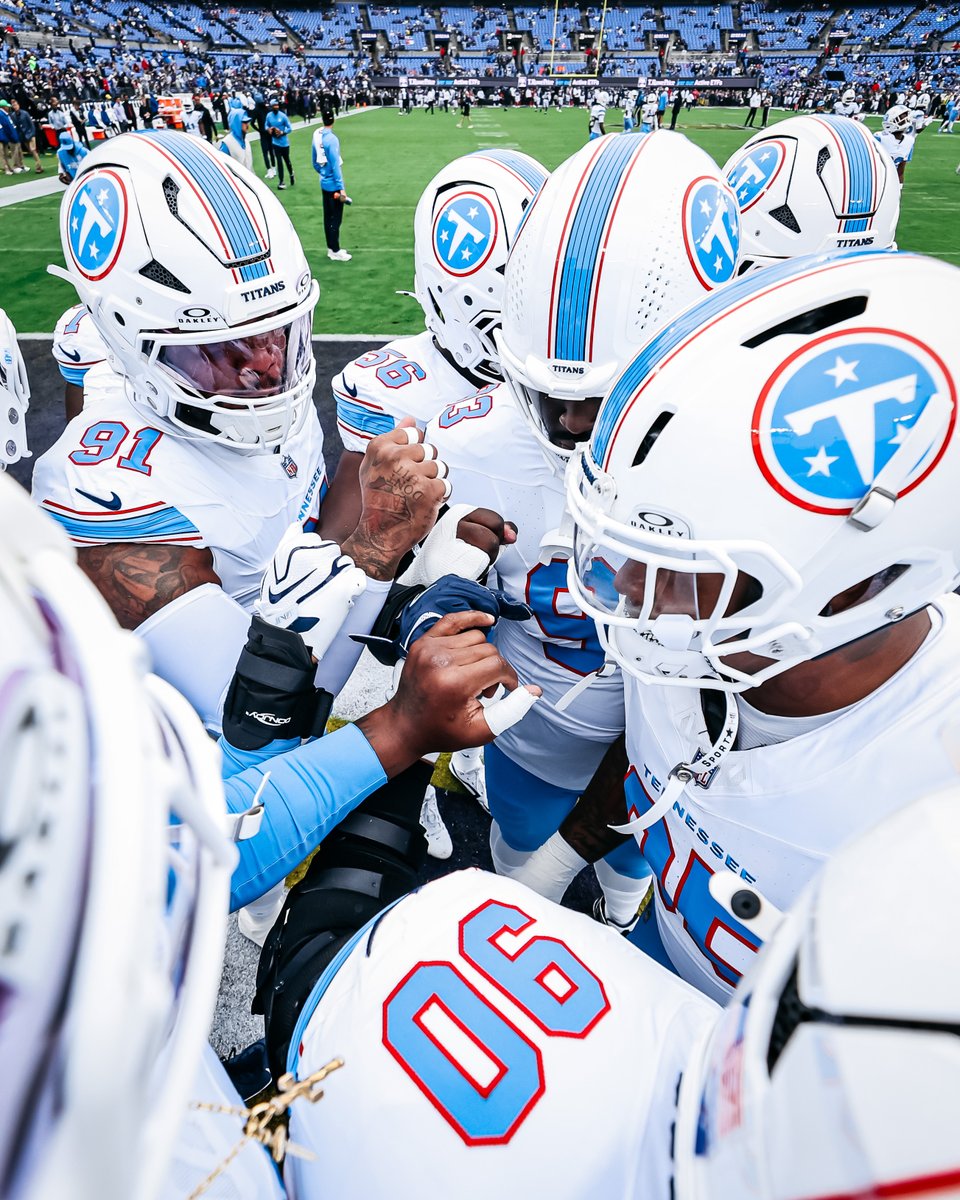 Titans's tweet photo. Go time https://t.co/GlAKYuDTT4
