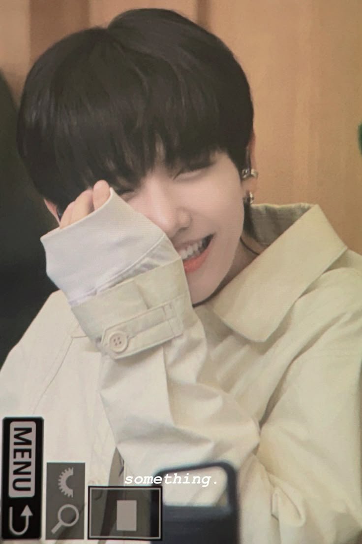 yasuko_1204's tweet photo. 너의 미소로 수많은 이들에게 힘이 되어줄 만큼 소중한 사람이라는 걸 잊지 말아줘,,, https://t.co/ctLffUHNk5