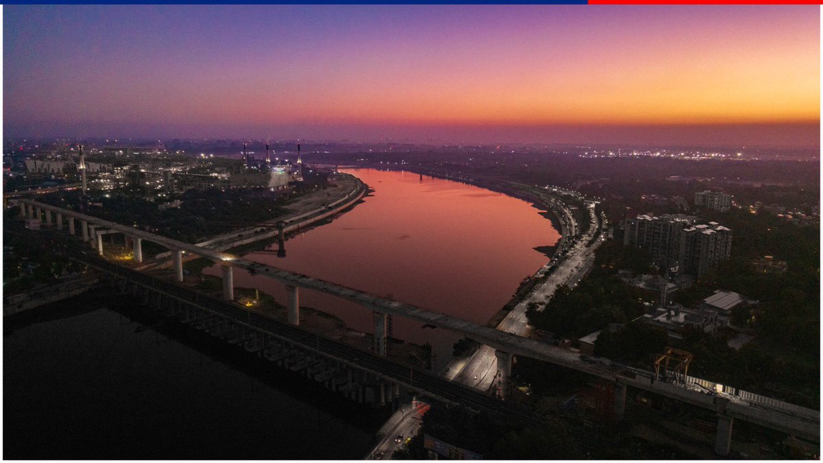 RailMinIndia's tweet photo. Another landmark step in building a faster, more connected and future-ready India!🇮🇳🚄

The 480m Sabarmati Bullet Train Bridge, rising 36m high, equivalent to a 12-storey building is now complete.
#BulletTrain https://t.co/jTq7lL4RvE