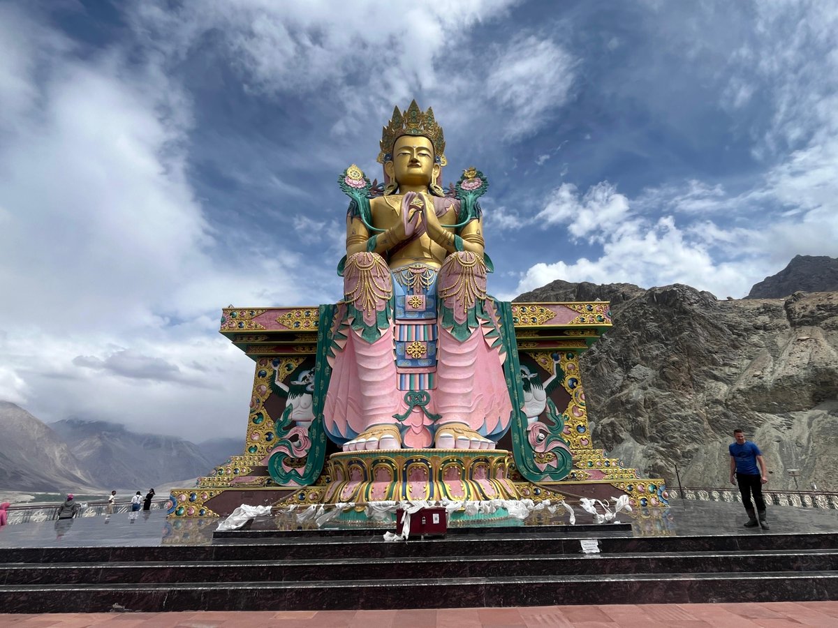 Ajaysharda59's tweet photo. Journey on Diskit Turtuk Highway to Hunder
https://t.co/kTAp6dmb1W
#Ladakh #Leh #mountains #colddesert #diskitMonastery #Monastery #travelling #Travel #traveldiaries #traveller #wanderer #TravelTown #travelblog #travelblogger https://t.co/Kf39lD8LzG