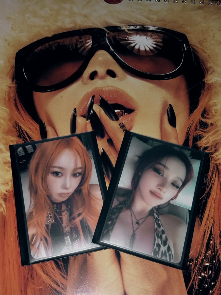 4everaerichan's tweet photo. (1) dirty worker album pc and pob.

🦇 : [album pull &amp; shopee purchase]. i would've never thought my 1st two pcs of mommy gigi is these. sparks sm aaaaa 🫠 https://t.co/LccFSc5IE1