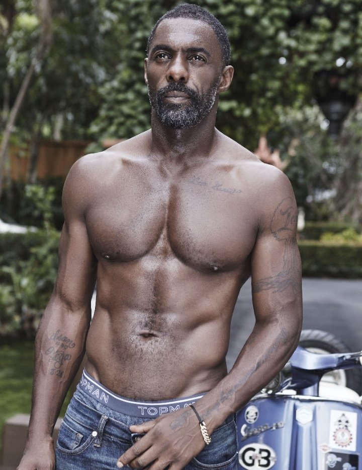 OmoAluko11's tweet photo. Idris Elba proves that a pair of jeans and no shirt is enough for a photoshoot. https://t.co/7iHeiAJHwo