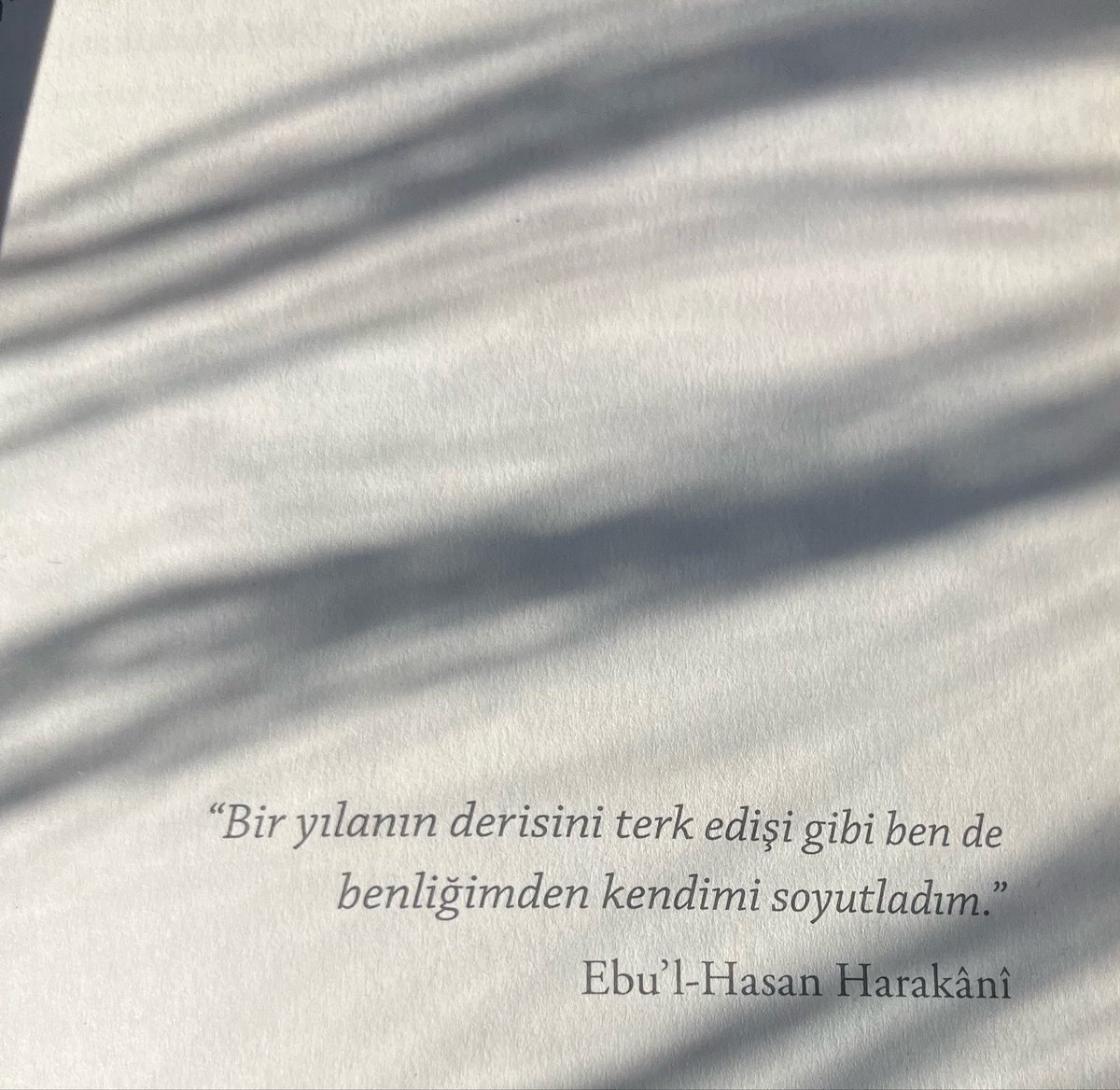 renklikoza's tweet photo. sevgili günlük* https://t.co/7MgsBbf7NE
