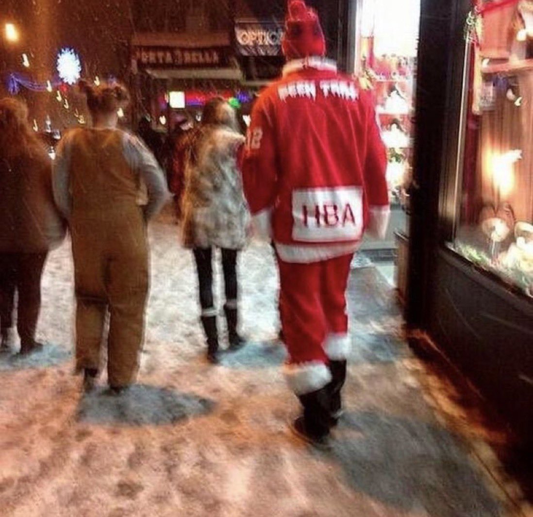 danceurslfclean's tweet photo. Almost #ThatTimeOfYear https://t.co/DjzsboRxHc