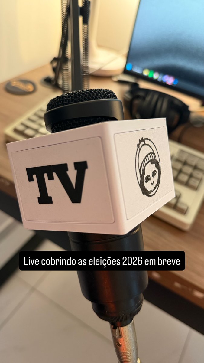 meiacervo's tweet photo. 🚨preparativos para a live cobrindo as eleições. https://t.co/bxucVQsapy