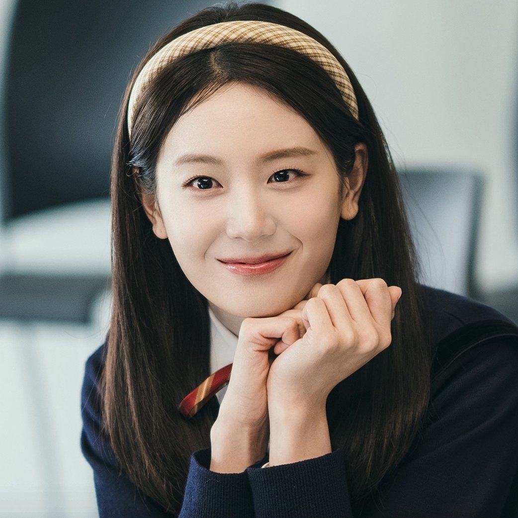 fromisbase's tweet photo. Gyuri on her relationship to fromis_9:

"And even now, I'm still getting along really well with all the members." https://t.co/Hayufv0poU