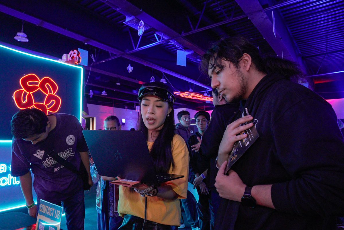 Superindiegam3s's tweet photo. 👾 El futuro del gaming se disfruta en Banamex Super Indie Games 

🕹️ Grandes actividades, la mejor comunidad y el lugar más especial para convivir con las propuestas más originales. https://t.co/FM40HNLhFR