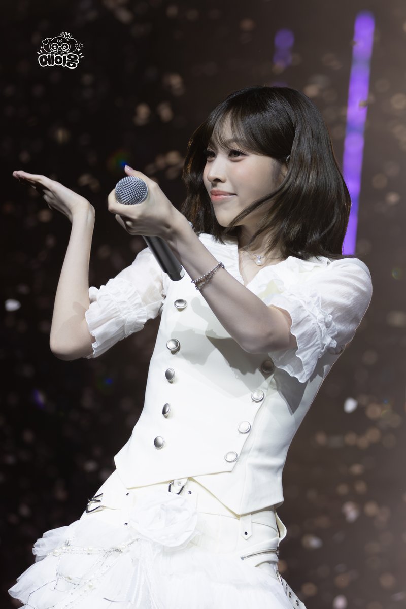 MayMon_G's tweet photo. 261003 입크 페스티벌 메이(1)

#리센느 #RESCENE #메이 #MAY https://t.co/Trnjk9Q7LS