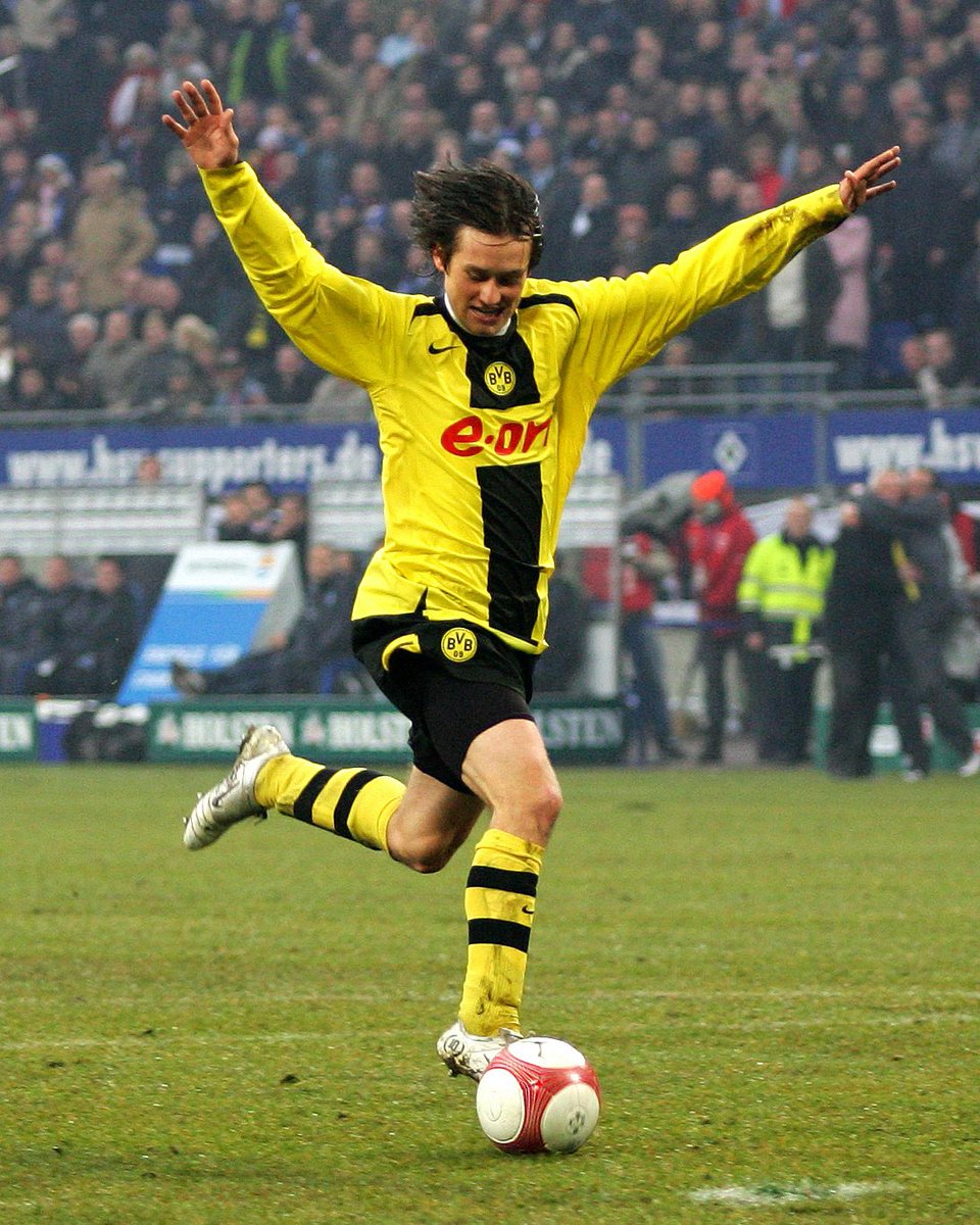 BlackYellow's tweet photo. Happy 46th birthday, Little Mozart! 💛🎉🪄 https://t.co/gpT3mtq37O