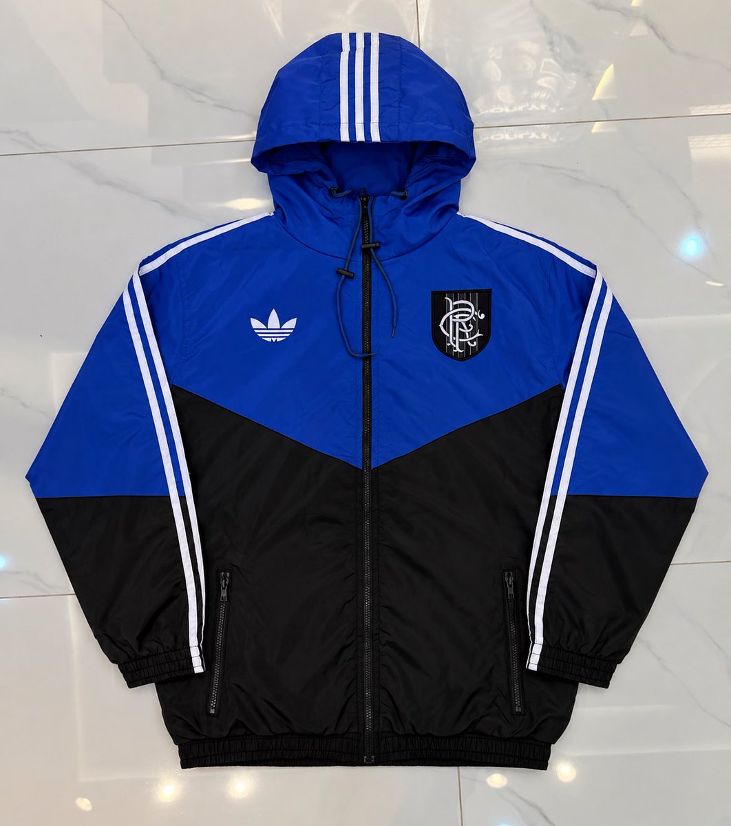 Vintage_Gers's tweet photo. ❗️AVAILABLE NOW ❗️

Order the RFC waterproof jacket here ⬇️ 

https://t.co/HQM0tmInbw

50 available ✅ 

To win a random shirt from our past collection:

• Repost 🔄
• Follow ❤️
• Comment your size ✅ 

#VintageGers https://t.co/BVKkALmHPO