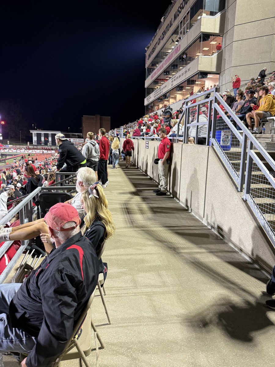 Noahhol20's tweet photo. Thank you to @Coach_Clay9 and @JoshLamberson for having me out for a Gameday visit at the University of Central Missouri. 
@SDAll_In @JPRockMO @STLhssports @GSV_STL @UCMFootballTeam https://t.co/Ickgc9u9Zj