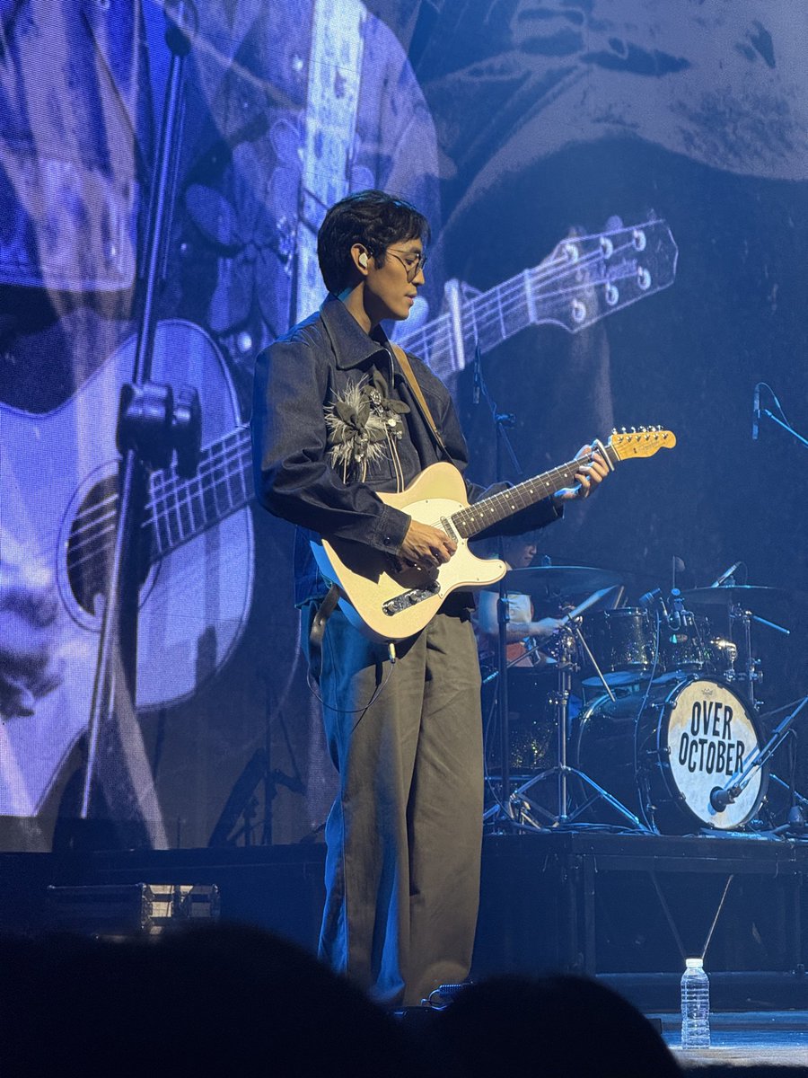 mizuwongyu's tweet photo. 🎸⚖️
@antonrodhaha @overoctoberph
#OverOctober #OverOctoberLive https://t.co/yhVkMfTBID