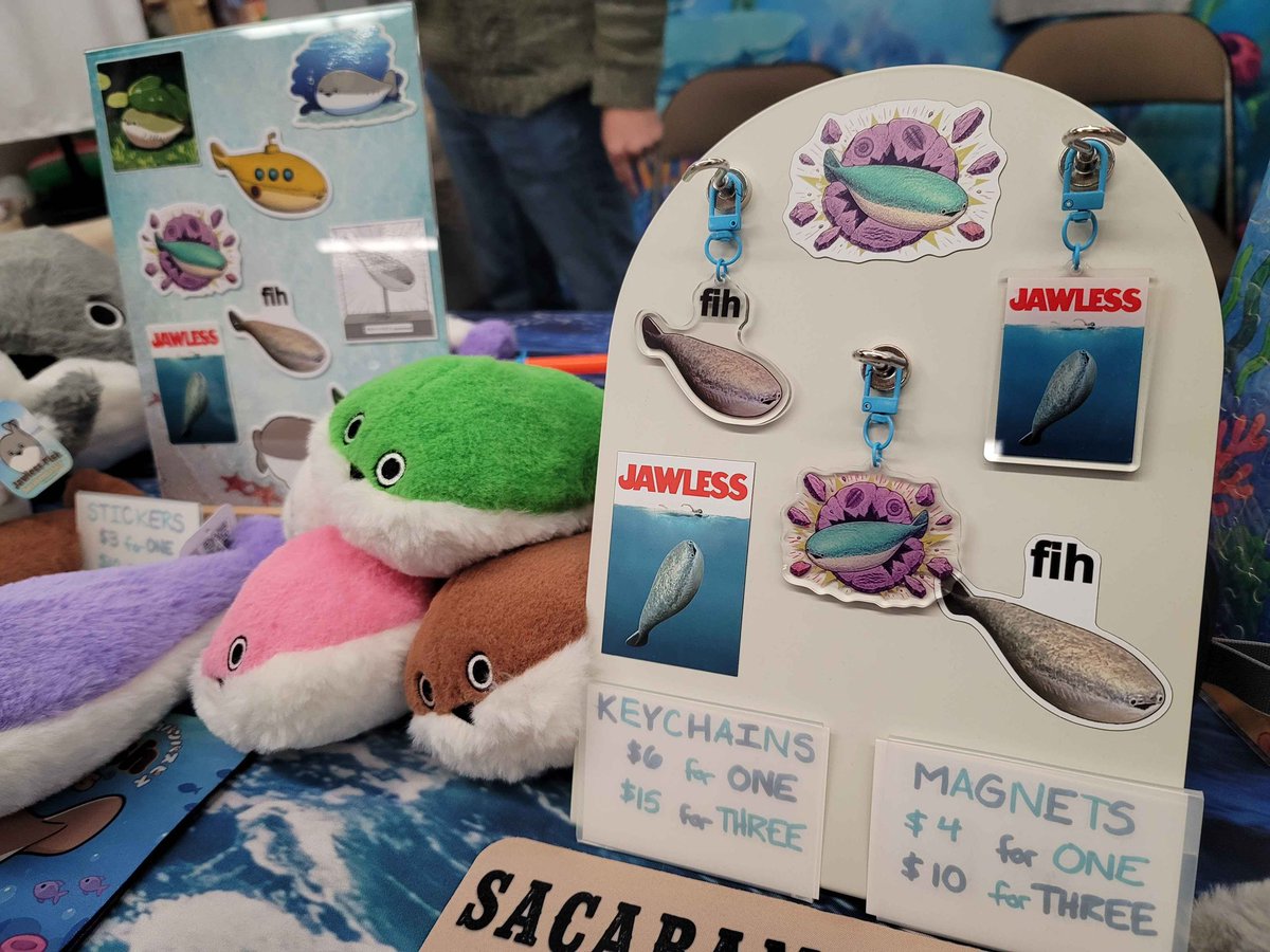 jawless_fish's tweet photo. One last day with the frembs. π
UwU Con has been such a fun weekend, and weβre not ready for it to end!
If youβre here today, come find us at Booth B108 before we pack up.
π Mesa Convention Center
β° 10 AMβ6 PM
Come find the fish.
#UwUCon #Sacabambaspis #JawlessFish https://t.co/MrwGOXOfNy