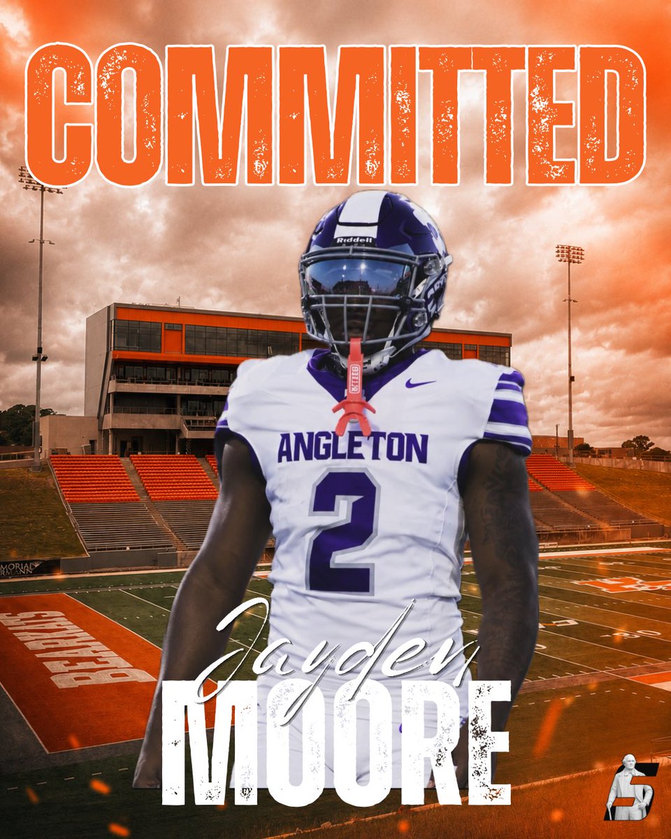 SSN_SHSU's tweet photo. 🚨COMMITMENT🚨

@BearkatsFB gets their 12th commitment of the 2027 class in 5’10 205lbs RB from Angleton,TX!!!

He also held offers from Lamar and San Diego st.
#ClassOf27 #KlawsOut https://t.co/N1DebQsKUP