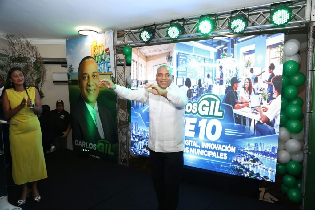 reporteros_rd's tweet photo. https://t.co/lATyFj395d CARLOS JOSÉ GIL ANUNCIA ASPIRACIONES A LA ALCALDÍA DE SANTO DOMINGO ESTE https://t.co/5gRnwteo38