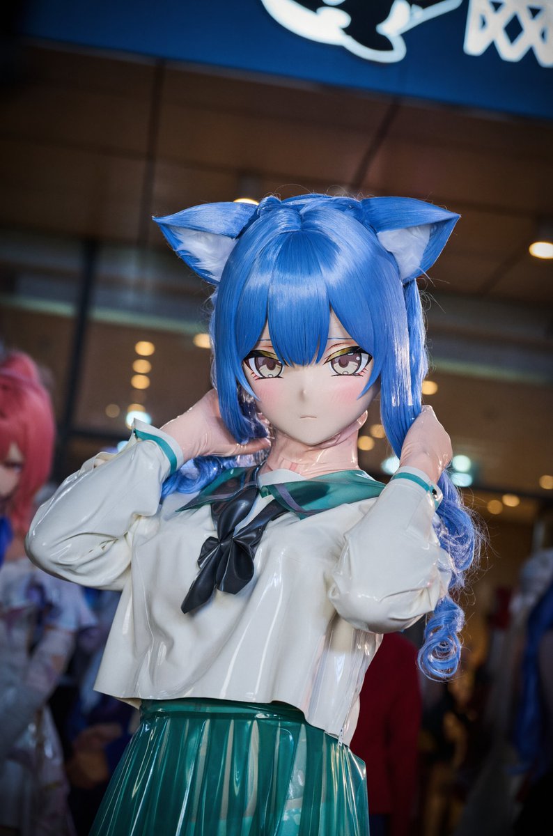 Fran2099x1d's tweet photo. 腿部锻炼 十年如一日 https://t.co/hrvucRJafB